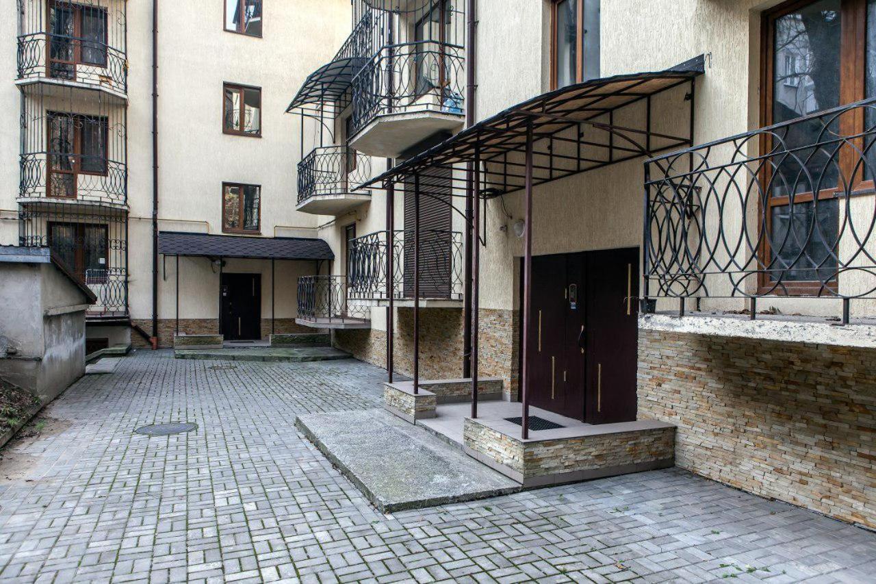 Apartamenty On Kryvonosa Lviv Ngoại thất bức ảnh