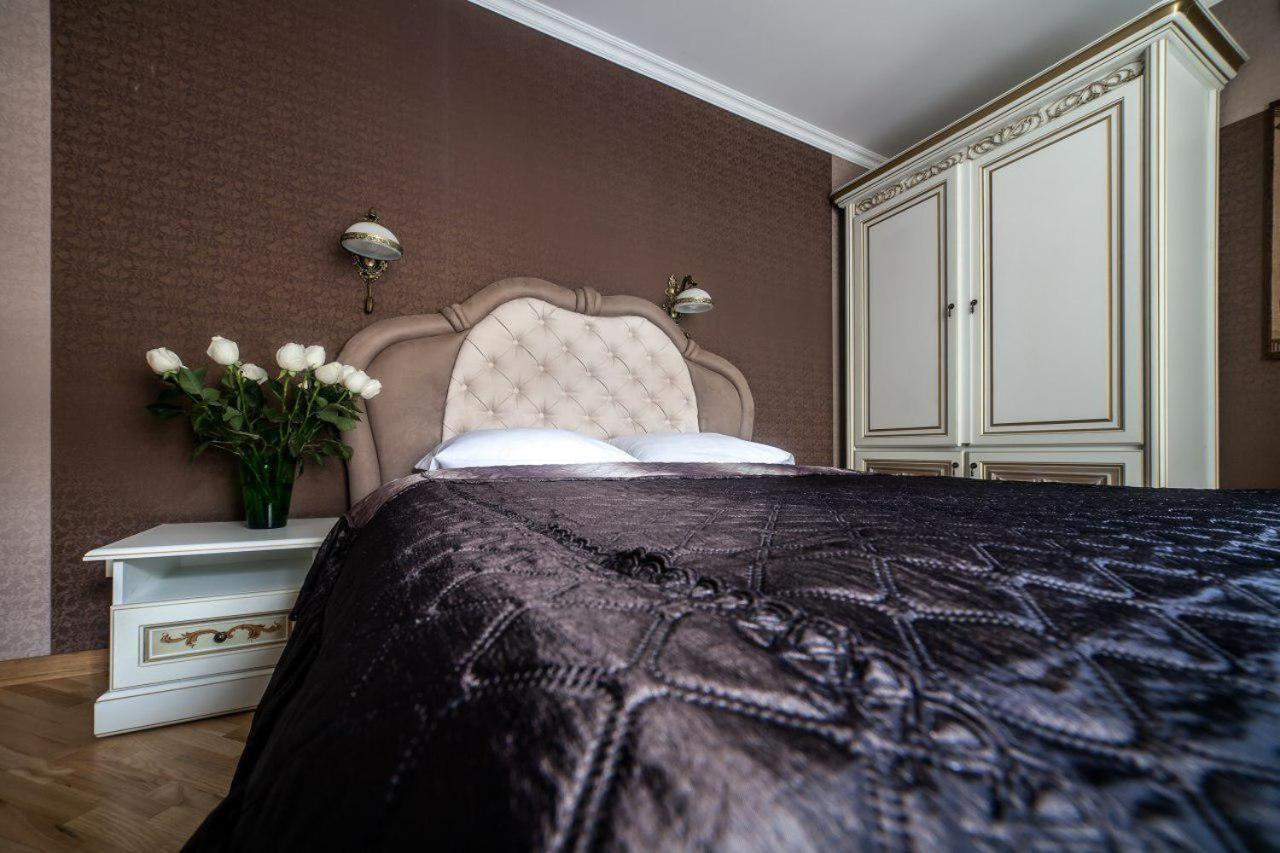 Apartamenty On Kryvonosa Lviv Ngoại thất bức ảnh
