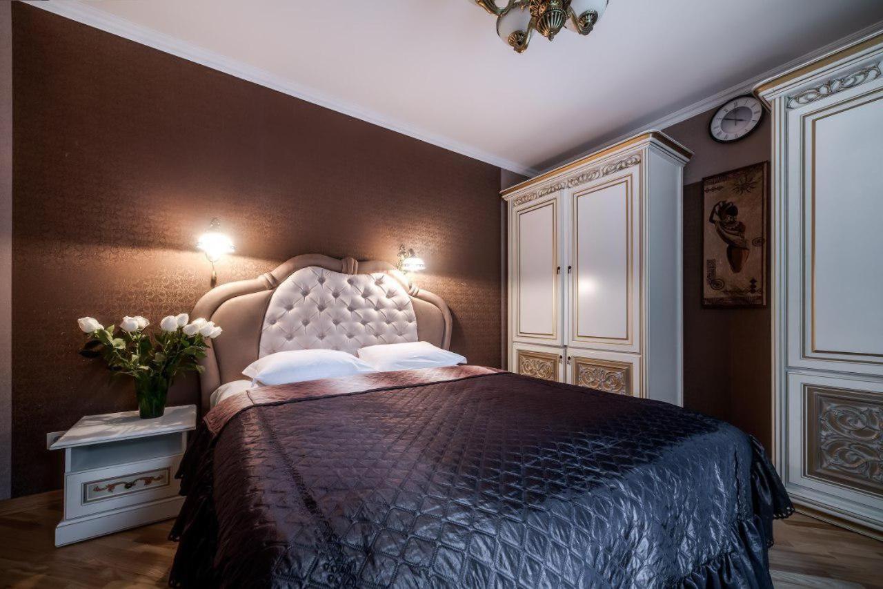 Apartamenty On Kryvonosa Lviv Ngoại thất bức ảnh