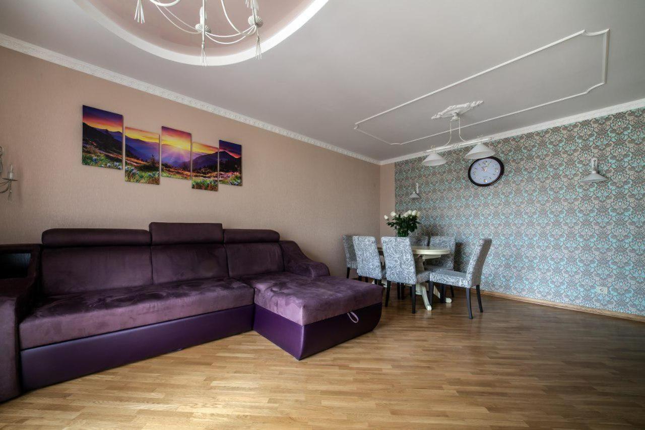 Apartamenty On Kryvonosa Lviv Ngoại thất bức ảnh