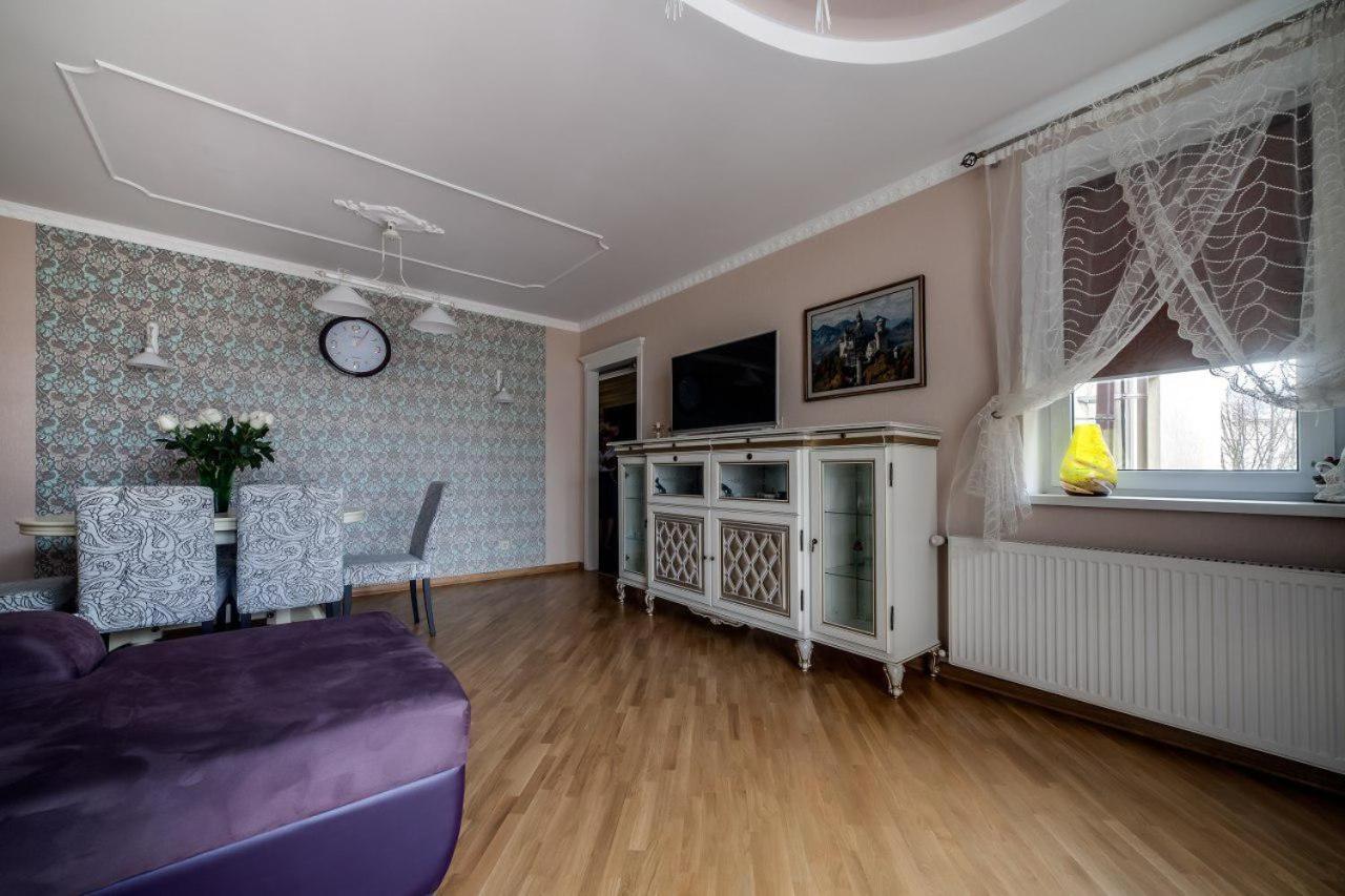 Apartamenty On Kryvonosa Lviv Ngoại thất bức ảnh